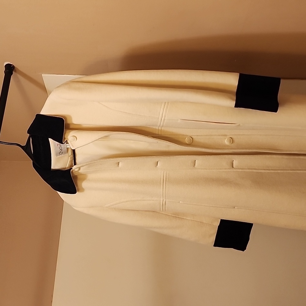 Chadwicks size 10(uk), cream Coat